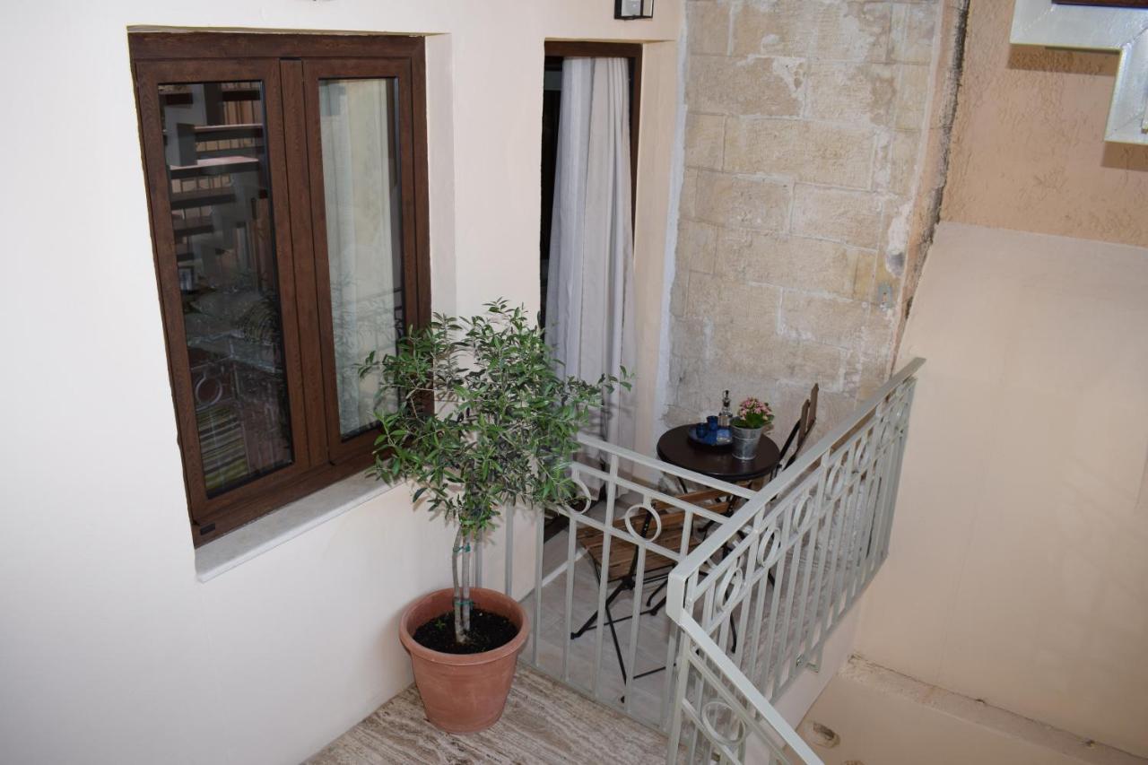 Loggia Traditional Suites Rethymno  Exterior photo