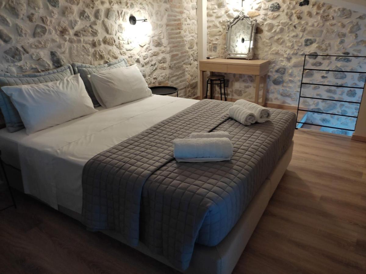 Loggia Traditional Suites Rethymno  Room photo