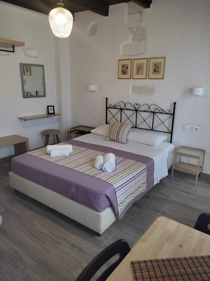 Loggia Traditional Suites Rethymno  Exterior photo